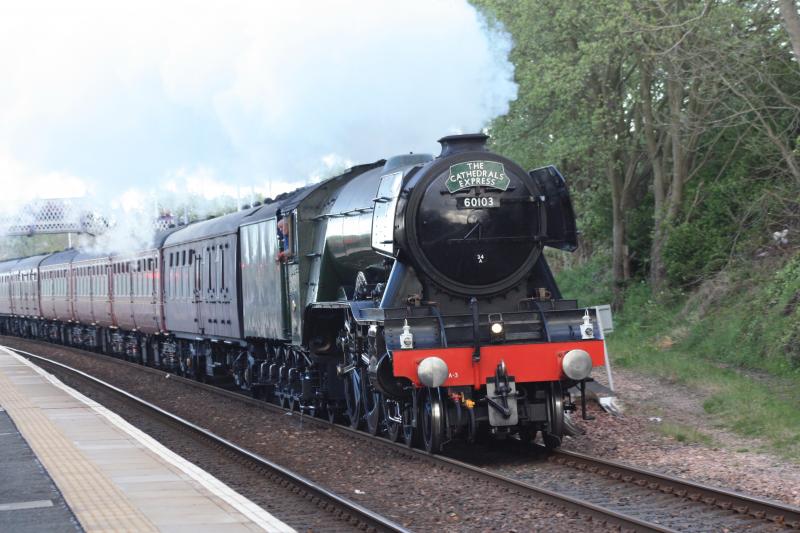 Evening Cathedrals Express at Cardenden: 60103 on the Forth circle Photo of Evening Cathedrals Express at Cardenden