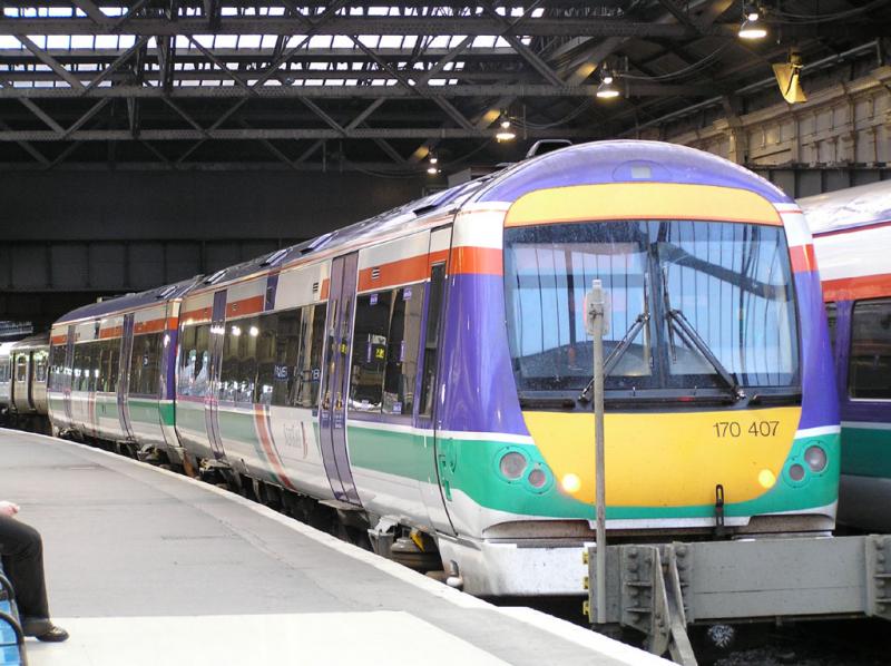 2 car 170407: 170407 in 2 car formation at Edinburgh Waverley on 27/05/2004. Photo of 2 car 170407