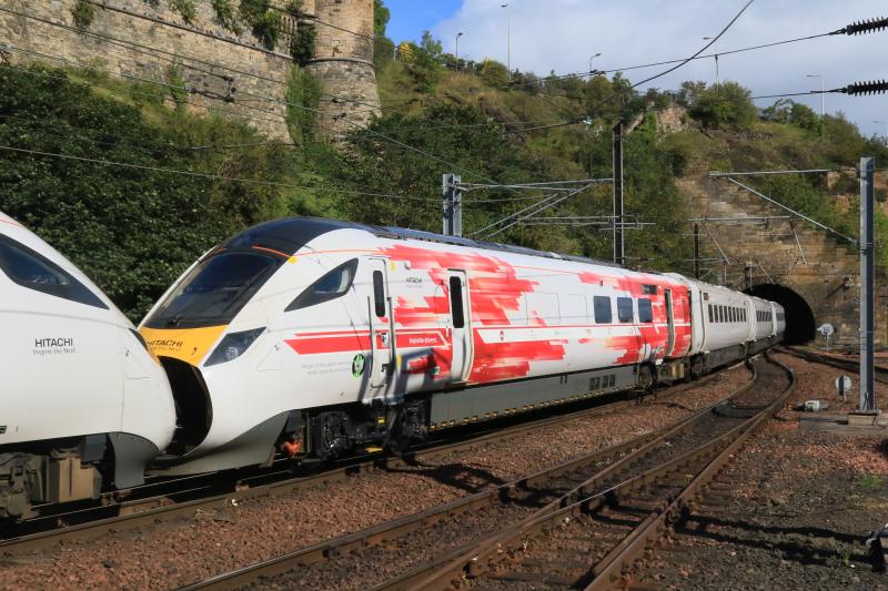 Pity this livery was not at the End: Hornby found this livery a challenge on 8000002 Photo of Pity this livery was not at the End