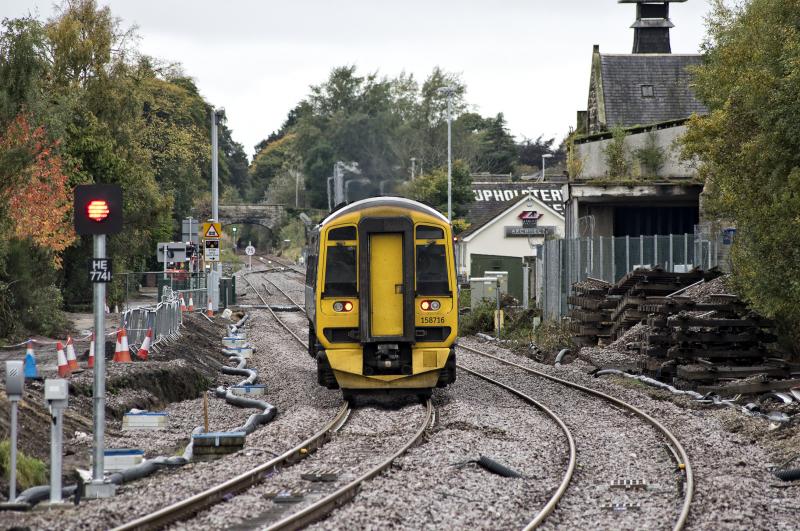 NEW TRACK LAYOUT AT ELGIN 17.10.17 (3).jpg: Photo of NEW TRACK LAYOUT AT ELGIN 17.10.17 (3).jpg