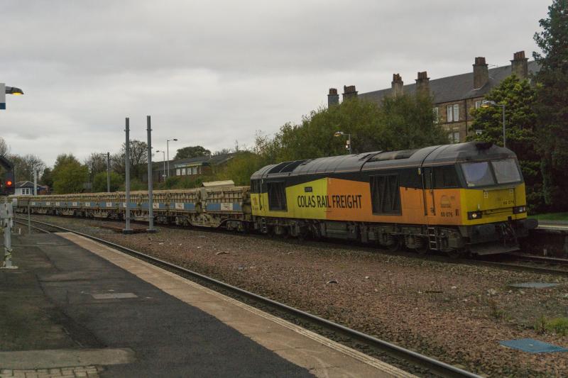 60076 passes Larbert with 6K52 for Carlisle. 3.11.17: 60076 passes Larbert with 6K52 for Carlisle. 3.11.17 Photo of 60076 passes Larbert with 6K52 for Carlisle. 3.11.17
