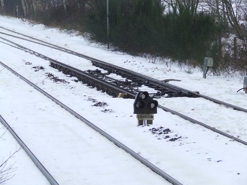 Electric points heaters at Ladybank: Electric points heaters at Ladybank during the big snowstorms of March 2018 Photo of Electric points heaters at Ladybank