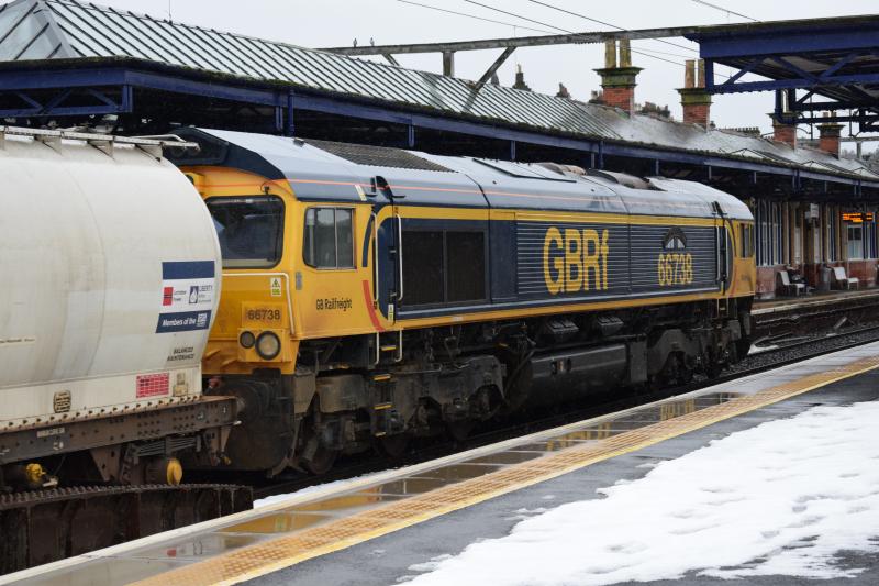 6S45 Dumbarton Central 6 March 2018: 66738 Huddersfield Town on 6S45 with usual PCA consist at Dumbarton Central Photo of 6S45 Dumbarton Central 6 March 2018