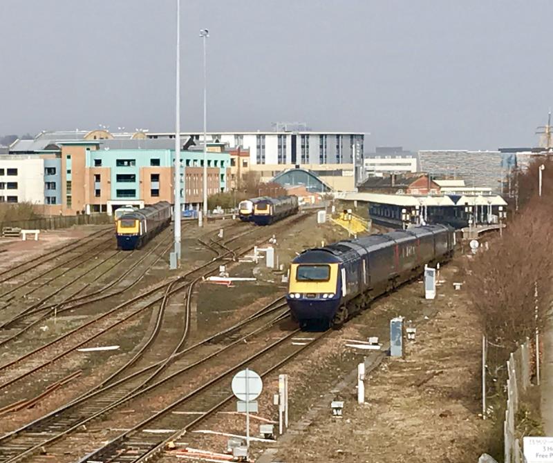43021 43132 5T04 150418 Dundee : 3 ScotRail HST’s in one shot at Dundee Photo of 43021 43132 5T04 150418 Dundee
