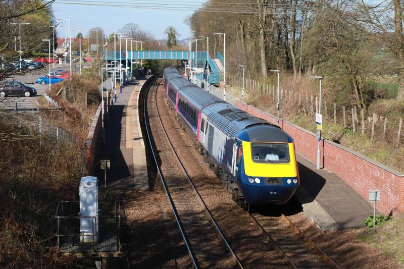 2W23: 43143 + 43146 on 2W23 09.38 Haymarket to Dundee passing through Dalgety Bay stn on 21/04/2018 Photo of 2W23