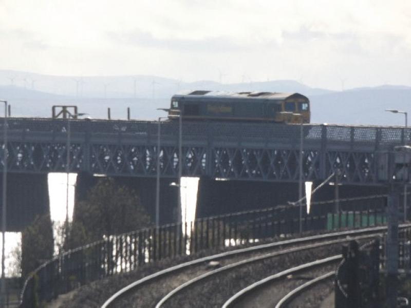66559: 66559 on the Tay Bridge. 6K55 with 66548, Thursday the 26th of April, 2018. Photo of 66559
