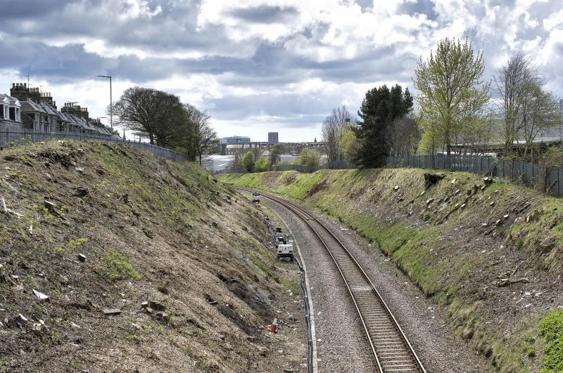 LOOKING SOUTH FROM GREAT NORTHERN ROAD 29.4.18.jpg: Photo of LOOKING SOUTH FROM GREAT NORTHERN ROAD 29.4.18.jpg