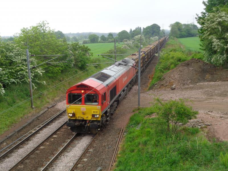 Georgemas Pipes: 66101 near Kaimes Quarry with Hartlepool to Georgemas pipes Tues 29 May 2018 Photo of Georgemas Pipes