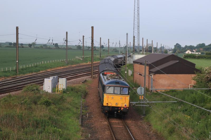 1Z93 rear: 86401 on the rear of 1Z93 08.10 Edinburgh to Millerhill via North Berwick at Drem Jct on 01/06/2018 Photo of 1Z93 rear
