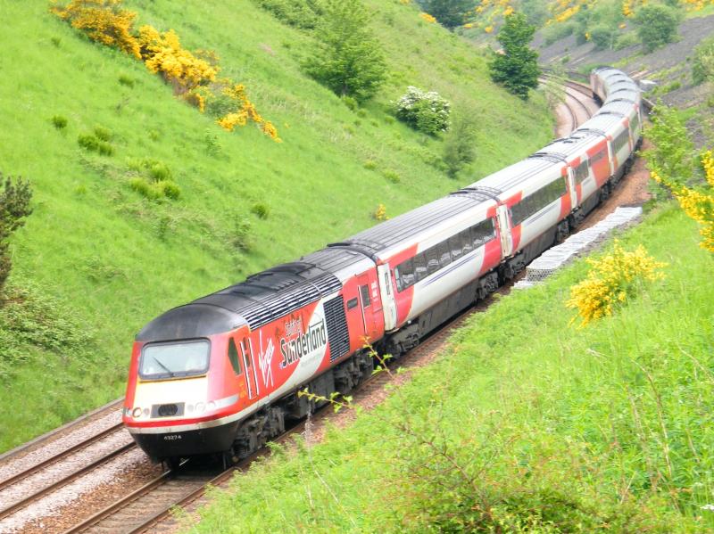 43274 'Spirit of Sunderland' @ Gleneagles - 03 June 2018: '1E17', Inverness to London Kings Cross, running 24 minutes late. Photo of 43274 'Spirit of Sunderland' @ Gleneagles - 03 June 2018