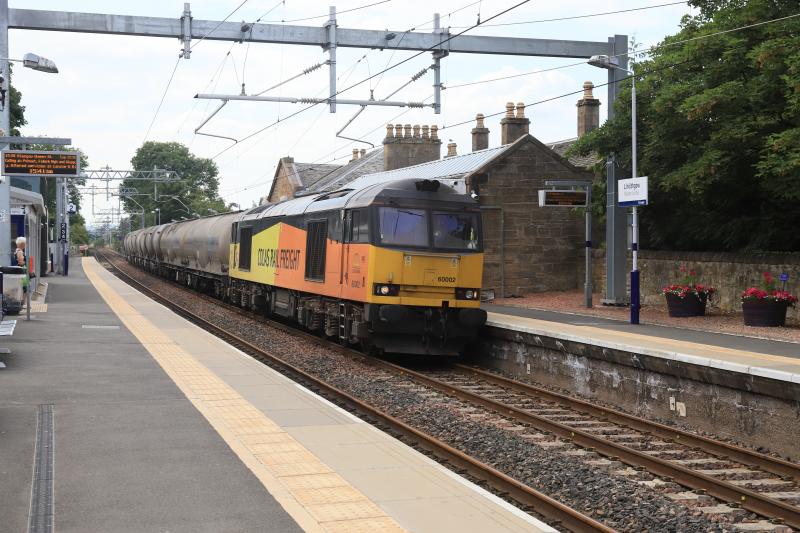 6Z31: 60002 on 6Z31 10.00 Inverness to Oxwellmains passing through Linlithgow station slowwing for the loop on 07/07/2018 Photo of 6Z31