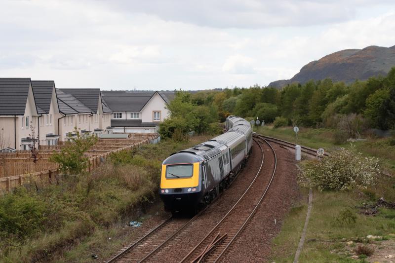 5S03: 43129 + 43028 on 5S03 07.20 Doncaster Works to Perth approaching Niddrie West Jct on 04/05/2019 Photo of 5S03