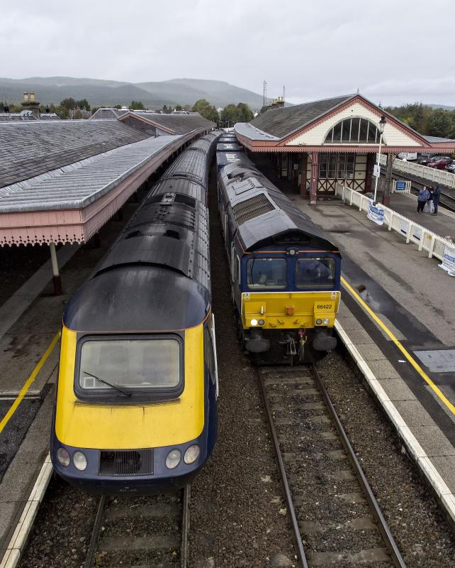 TESCO TRAIN WITH 66422 PASSING 43146-139 AVIEMORE 9.10.19.jpg: Photo of TESCO TRAIN WITH 66422 PASSING 43146-139 AVIEMORE 9.10.19.jpg
