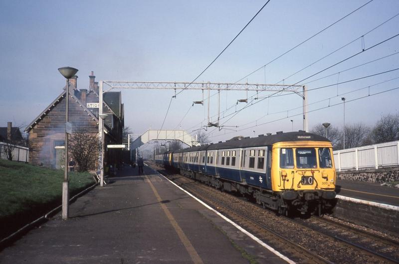 303038 at Uddingston: 303038 runs into Uddingston with a service to Motherwell, 3 April 1980 Photo of 303038 at Uddingston