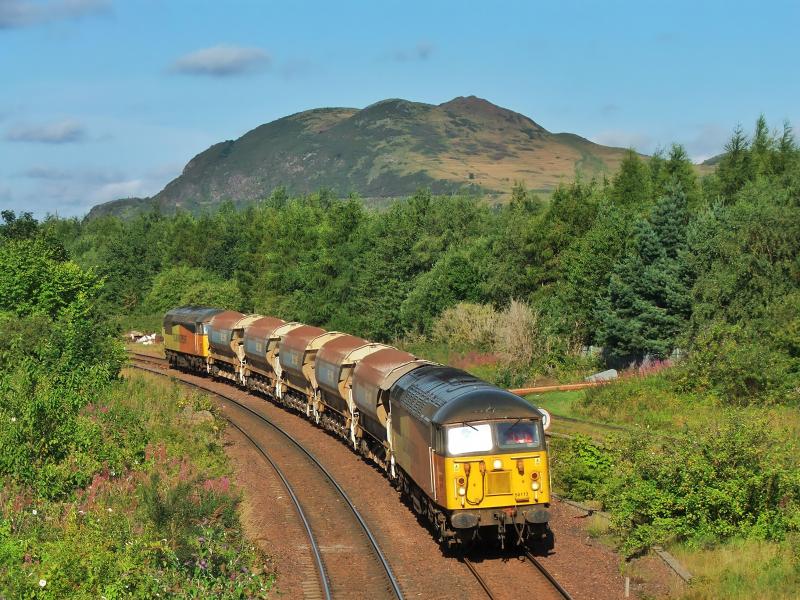 56113 & 56096: 56113 tnt 56096 With a ballast from somewhere-Millerhill Photo of 56113 & 56096