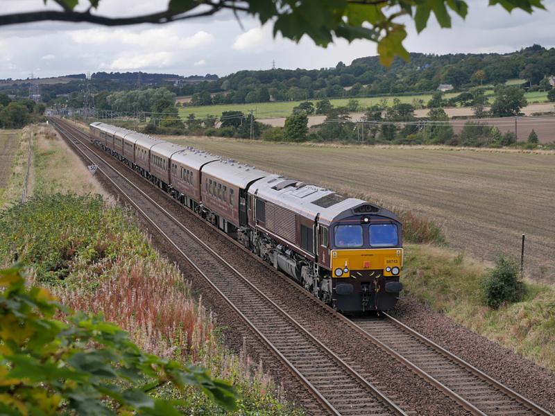 Fife Royal Scotsman: 66743 draws the Edinburgh - Keith 'Royal Scotsman' away from Inverkeithing East Junction on 4 October 2021. Photo of Fife Royal Scotsman