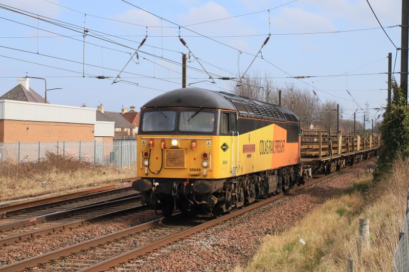 6S31: 56049 on 6S31 04.37 Doncaster Up Decoy to Millerhill S.S.approaching Prestonpans Station on 11/03/2022 Photo of 6S31