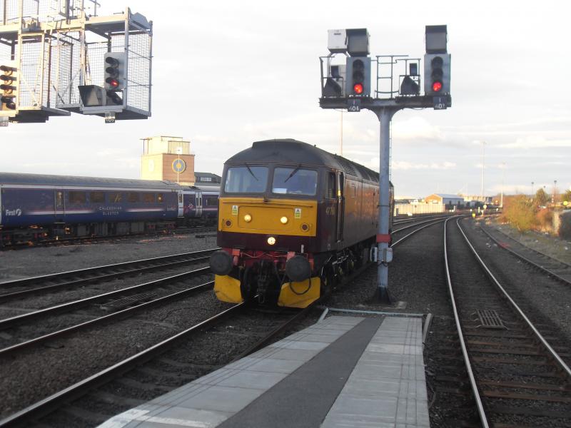 47760: 47760 arrives into inverness from glasgow central as the following duff for the steam trains Photo of 47760