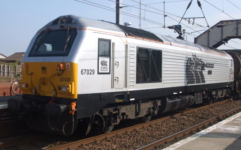 67 029 Royal Diamond: Leaving Barassie sidings, 16/4/9 Photo of 67 029 Royal Diamond