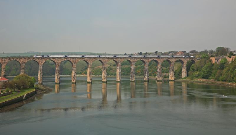 Royal Border Bridge HST: Photo of Royal Border Bridge HST