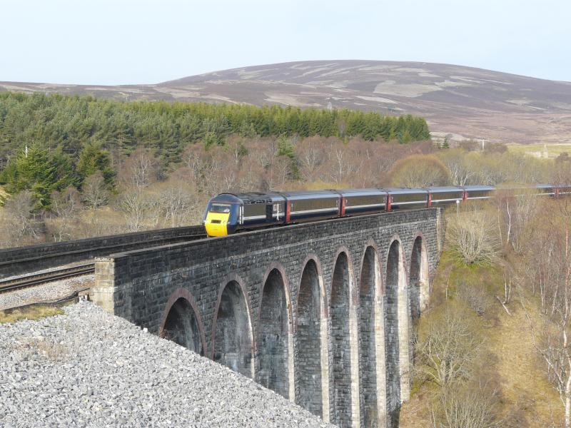The Highland Chieftain at Slochd: Photo of The Highland Chieftain at Slochd