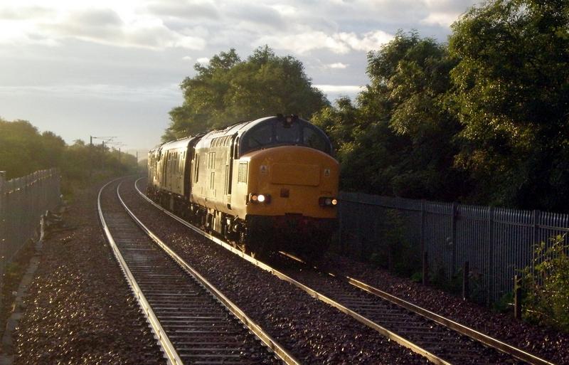 Uphall Growlers: 37218 leads Coach 999508 with 37611 on the rear through Uphall at 0530. Photo of Uphall Growlers