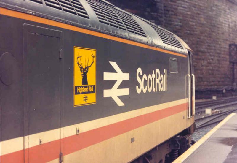 Highland Rail to the fore: 47642 STRATHISLA at Queen Street in March 1987 with the 1335 to Inverness. Photo of Highland Rail to the fore
