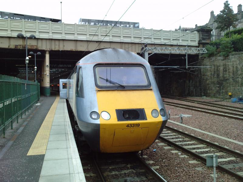 43319 in Waverley: 43319 sits in Waverley ready to work south to Kings Cross via Carlisle Photo of 43319 in Waverley