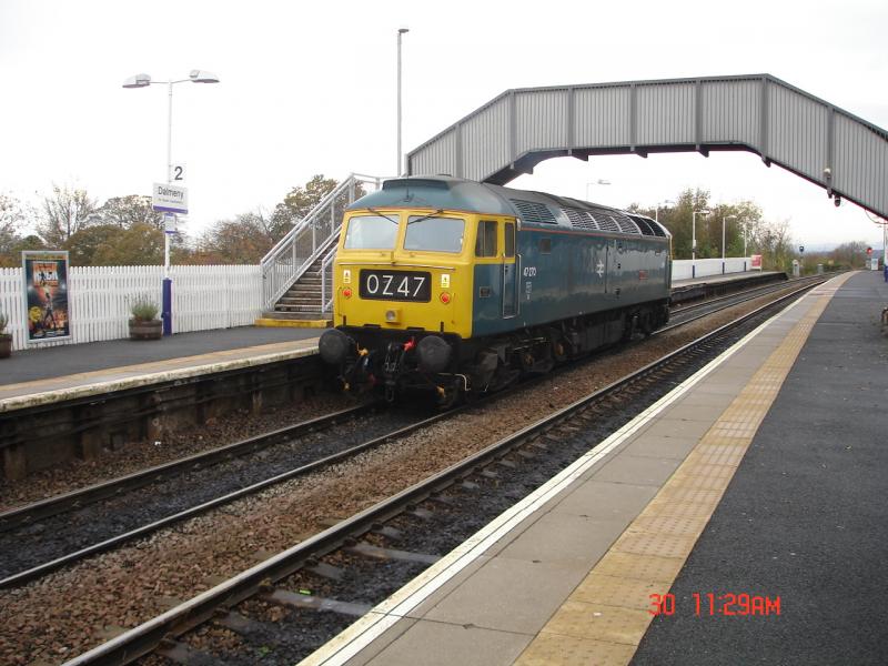 47270 on OZ47 at Dalmeny: Memories! OZ 47 passing through Dalmeny on 30.10.09 Photo of 47270 on OZ47 at Dalmeny