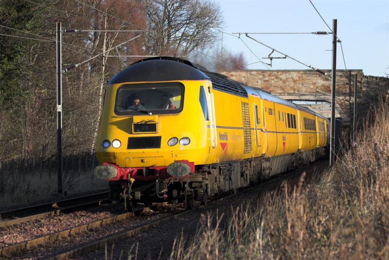 NMT in East Lothian: NMT passes Redhouse (between Drem & Longniddry) on its way to GQS. 30 November 2009 Photo of NMT in East Lothian