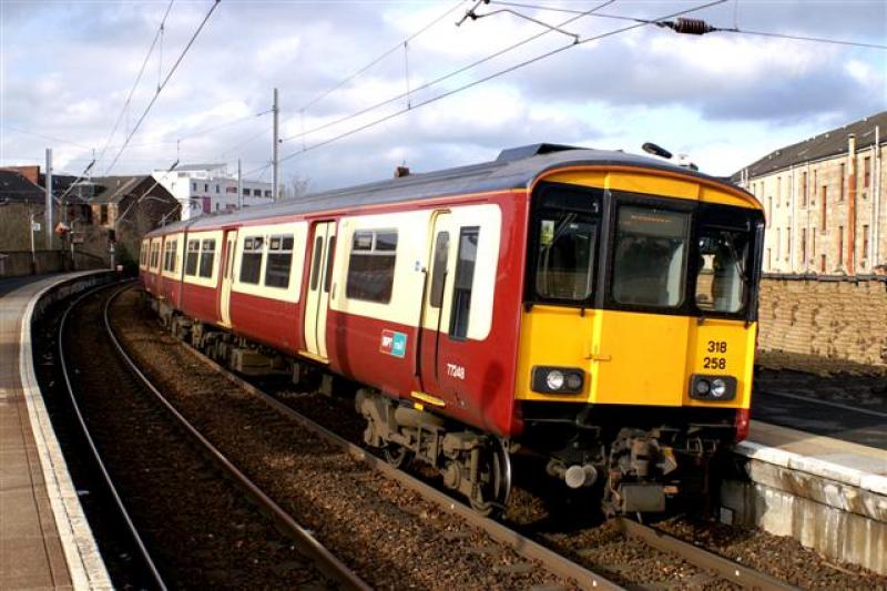 318258: 318258 at Partick on the 21st February 2007 Photo of 318258