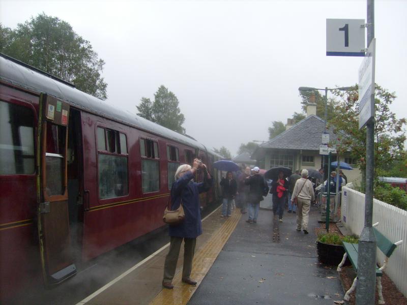 Glenfinnan Railway station: Glenfinnan Photo of Glenfinnan Railway station