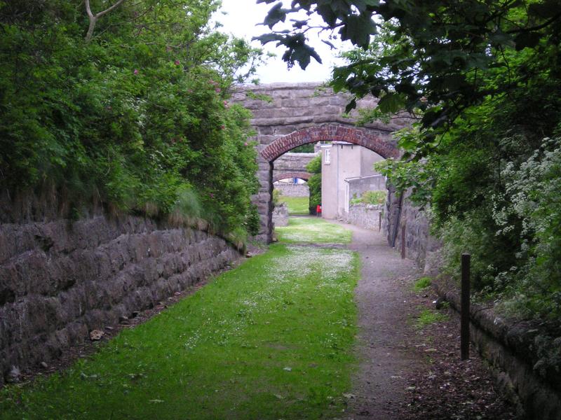Portsoy Harbour Branch: Looking along the Portsoy Harbour branch towards the harbour, June 2006. Photo of Portsoy Harbour Branch