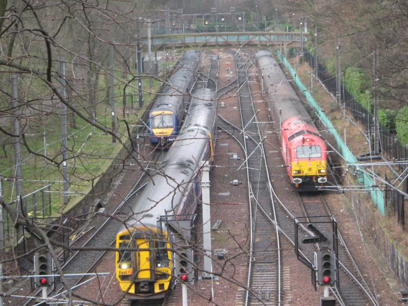 Just could not get the foursome: 67018 heads through Princes St Gardens with the 0759 ex Cardenden . Photo of Just could not get the foursome