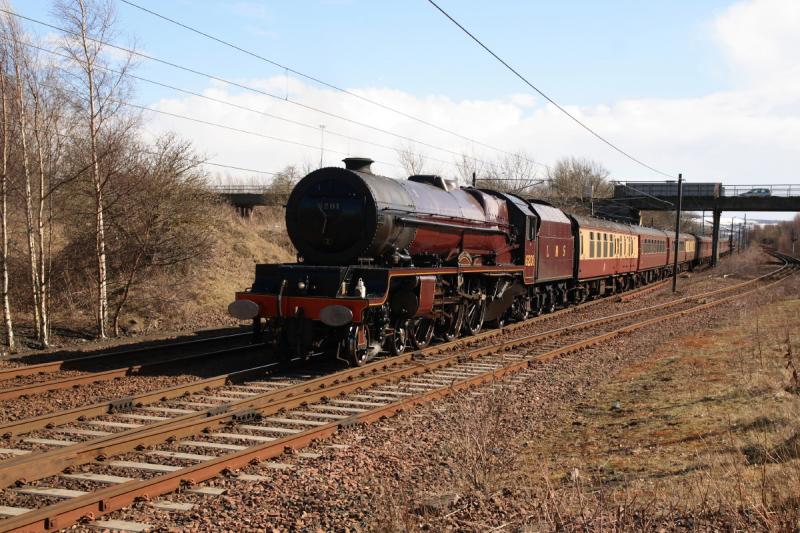 6201 on 5Z91: 6201 leaving Millerhill on 5Z91 for Niddrie West Jct. no effort from 6201 was 57601 pushing? Photo of 6201 on 5Z91
