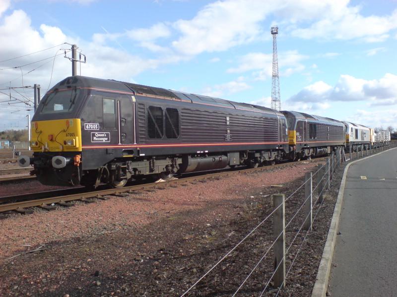 67005, 67006 & 67029 stabled at Mossend Yard: 67005, 67006 & 67029 stabled at Mossend Yard (04.04.10) Photo of 67005, 67006 & 67029 stabled at Mossend Yard