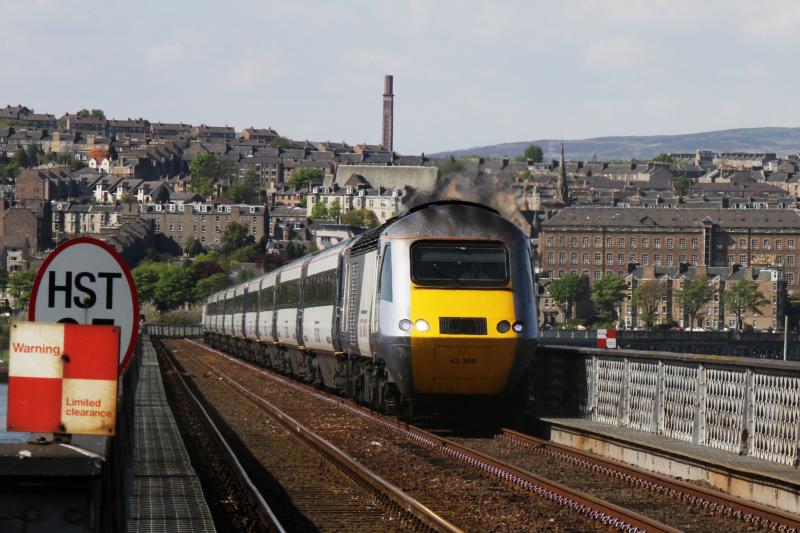 Tay Bridge East Coast HST: 1450 Aberdeen - London Kings Cross approaching the High Girders Photo of Tay Bridge East Coast HST
