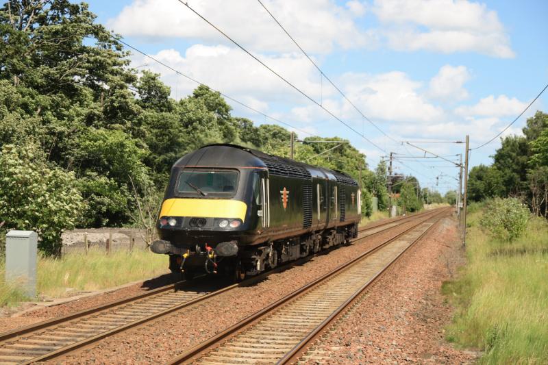 43123 rear 43065 front on 5Z31: 43065 leads 43123 on 5Z31 11.50 Craigentinny to Heaton just east of Longniddry station on 02/07/2010 Photo of 43123 rear 43065 front on 5Z31