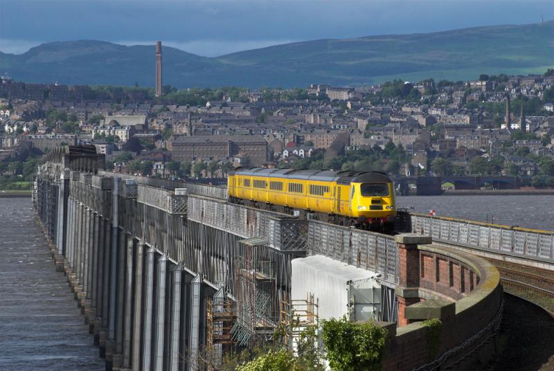 NMT HST on Tay Bridge: The NMT crosses the Tat Bridge, returning from Aberdeen. 16 July 2010 Photo of NMT HST on Tay Bridge