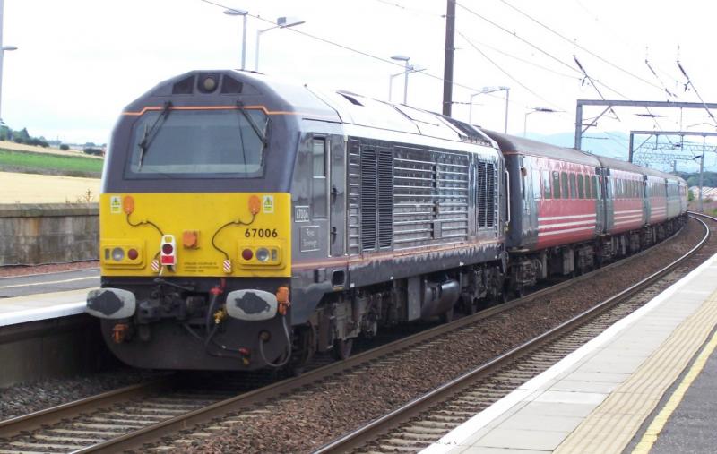 67006 Royal Sovereign: 67006 Royal Sovereign on the rear of a Kings X-Prestonpans private charter as the ECS heads of to Millerhill yard. Photo of 67006 Royal Sovereign