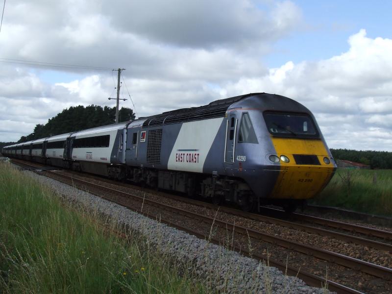 43290 at Bow of Fife: On 1S03 Leeds-Aberdeen Photo of 43290 at Bow of Fife