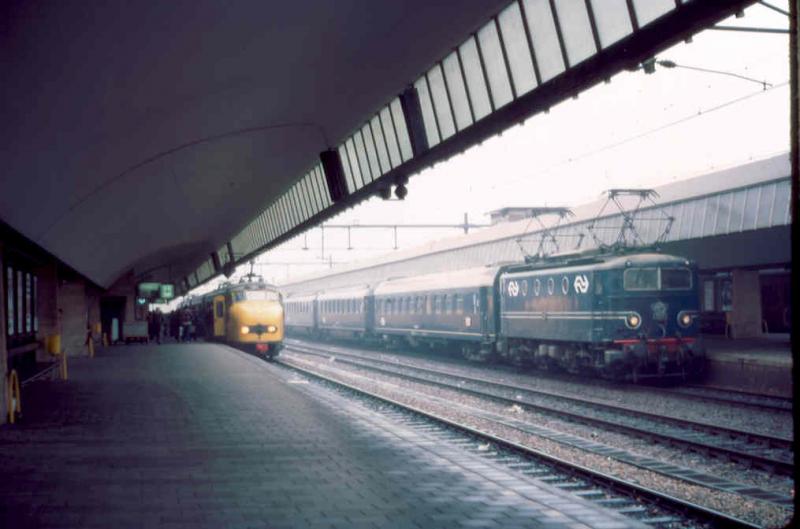 Rotterdam departure: NS loco at the head of a train for Koln waiting to leave Rotterdam Centraal in March 1977. Photo of Rotterdam departure