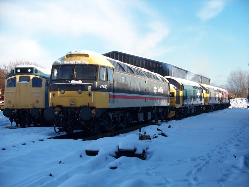 47643: 47643 stands at Bo'ness on 4th December 2010 Photo of 47643