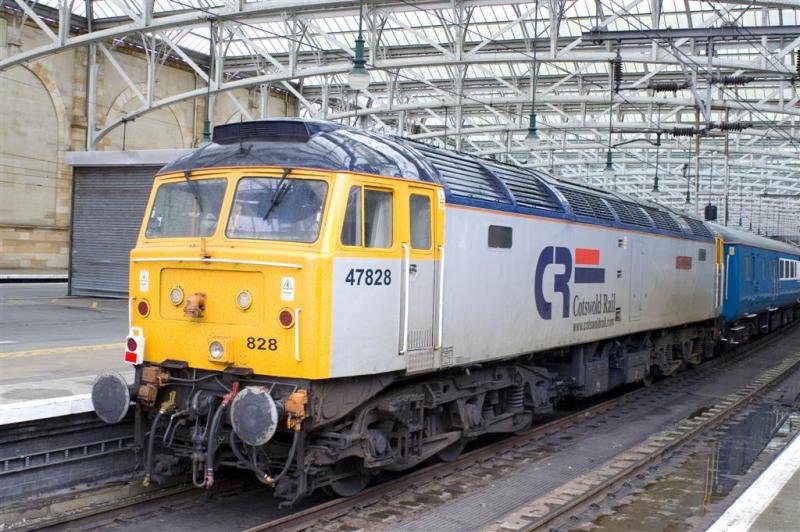 47828: 47828 on the rear of the 1Z54 after arrival at Glasgow Central on the 18th August Photo of 47828