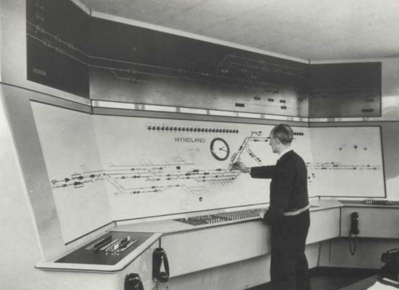Hyndland box: Interested to read the threads about Hyndland signalling. An old photo from a BR Staff Mag of the new box opened for the North Electrics and of course now long gone. Photo of Hyndland box