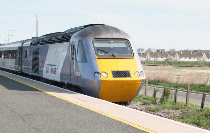 East Coast - 43 277: Aberdeen- Kings X service at Leuchars 17/ April/ 2011 Photo of East Coast - 43 277
