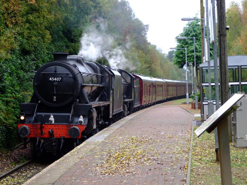 13 oct 2007 45407 and 62005 arrive at helensburgh upper with 5Z10 fortwilliam to carnforth.JPG: Photo of 13 oct 2007 45407 and 62005 arrive at helensburgh upper with 5Z10 fortwilliam to carnforth.JPG