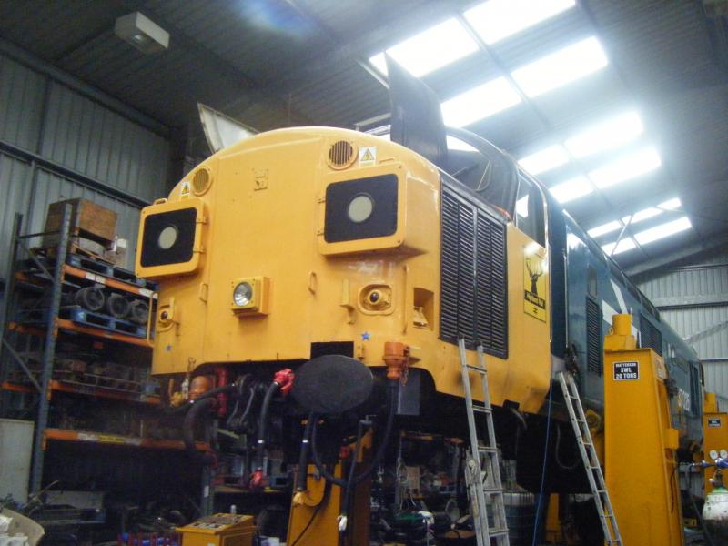 37025: Getting an overhaul beside 55022 at bo ness. Photo of 37025