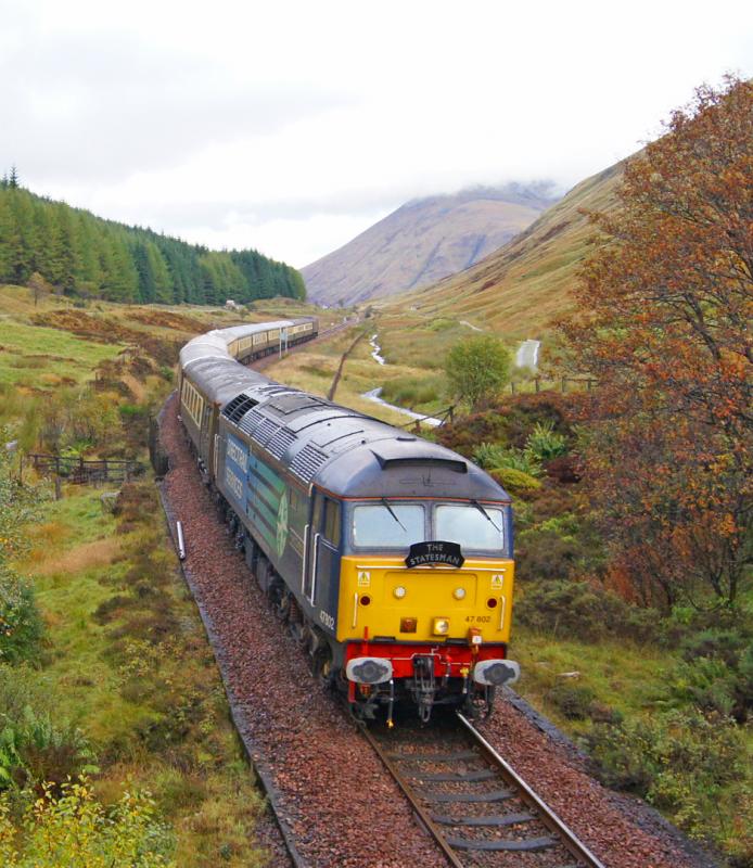 Photo of Class 47 descends towards Tyndrum Upper