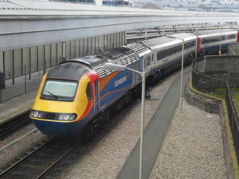 43 044: Washed and away to get fueled 43 044 in Aberdeen 01/09/11 Photo of 43 044
